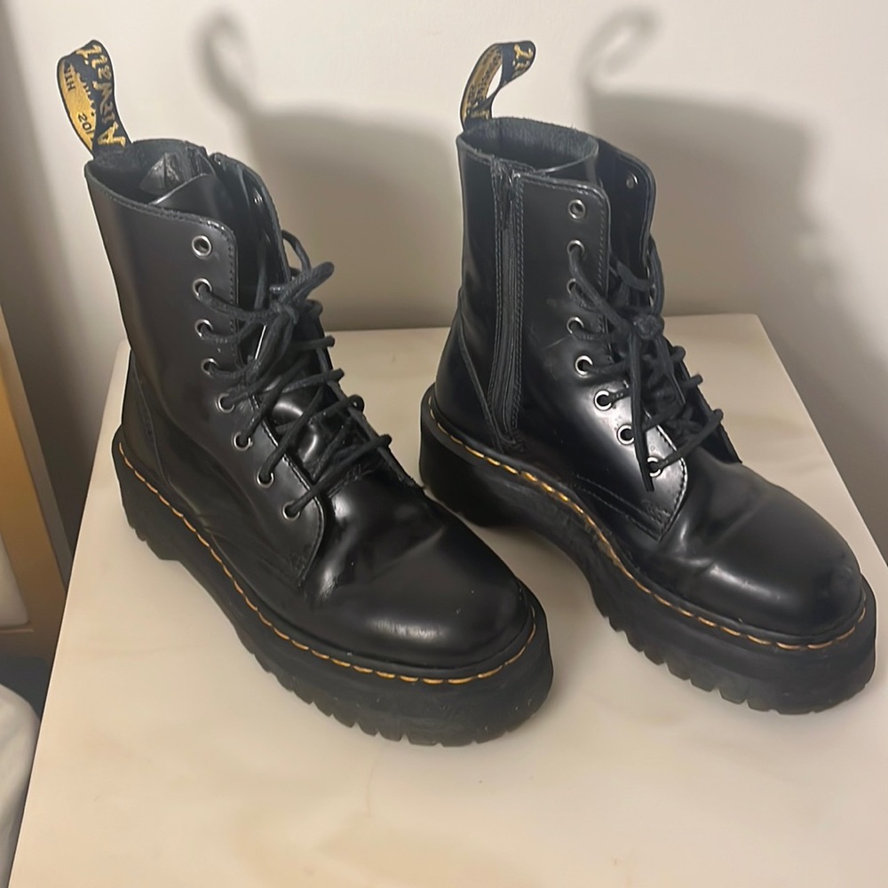 Platform Doc Martens